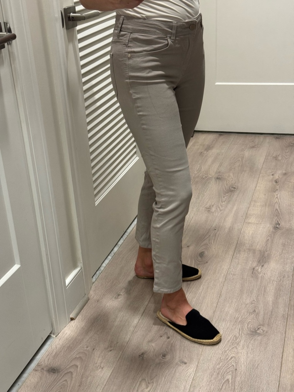 Massimo Dutti Slim Cropped Ankle Pants in Light Taupe